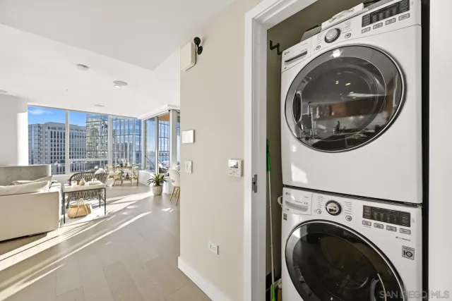 $8,000 | 888 West E Street, Unit 1503, San Diego, CA 92101