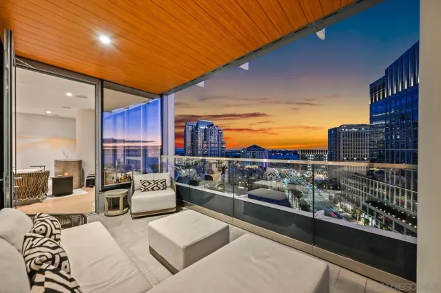 $8,000 | 888 West E Street, Unit 1503, San Diego, CA 92101