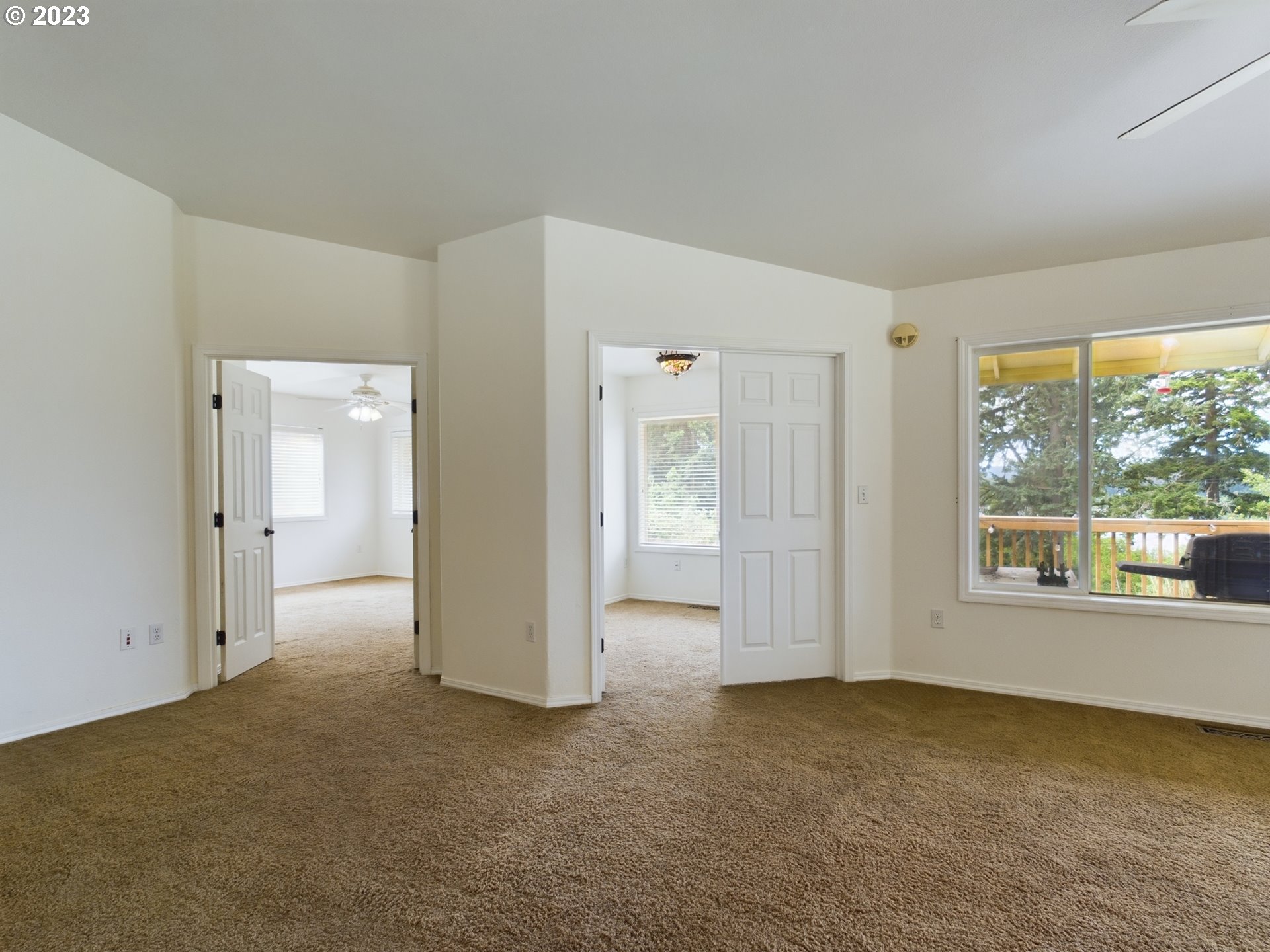 353 Dupont Road Kalama, WA 98625 - Photo 20 of 48 Great Room