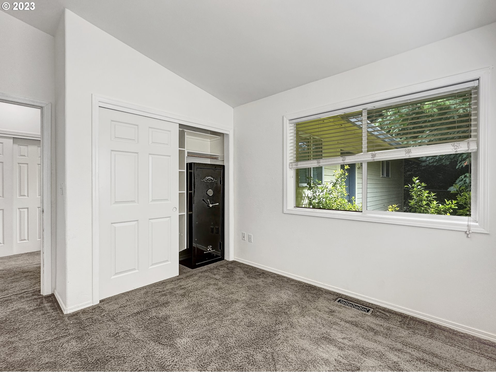 353 Dupont Road Kalama, WA 98625 - Photo 28 of 48 Bedroom