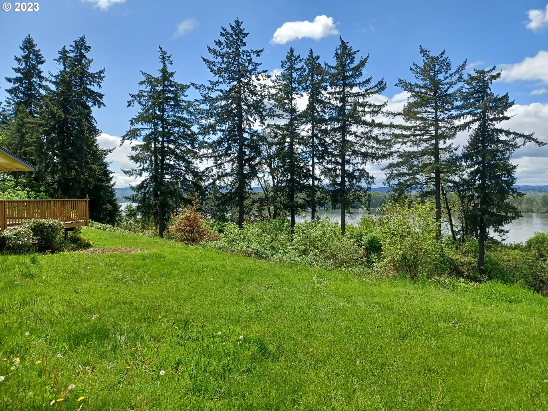 353 Dupont Road Kalama, WA 98625 - Photo 4 of 48 View