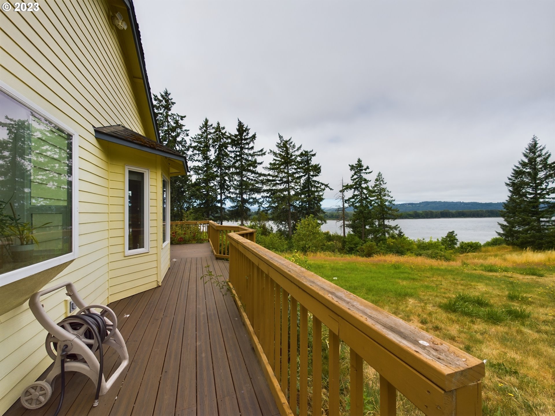 353 Dupont Road Kalama, WA 98625 - Photo 7 of 48 Deck