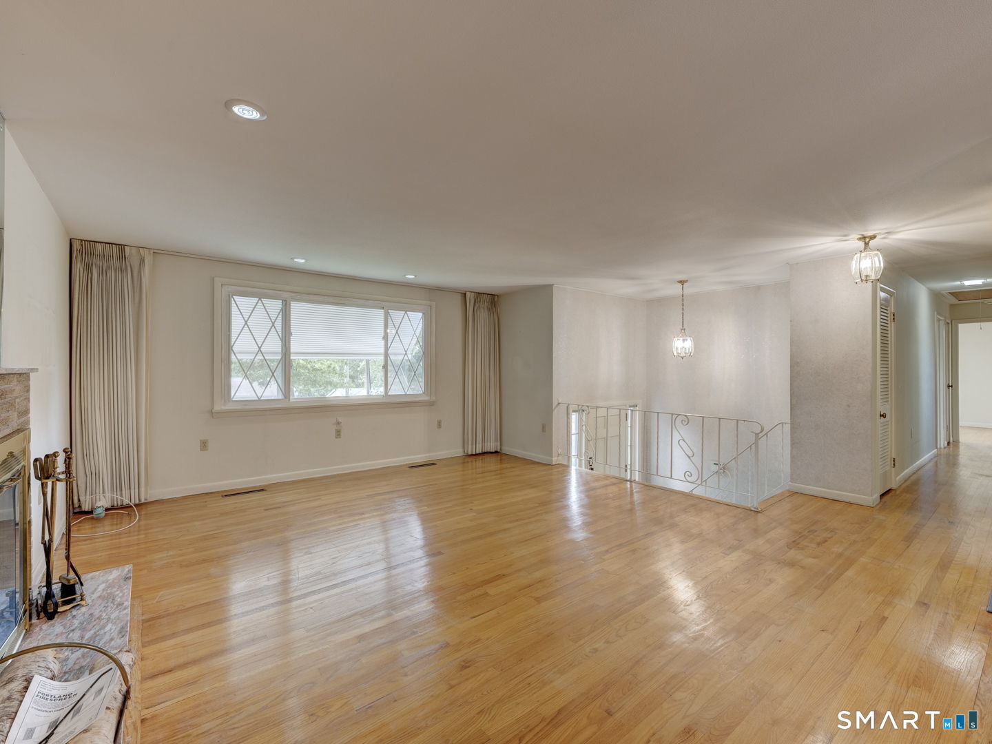 390 Ballfall Road Middletown, CT 06457 - Photo 12 of 40