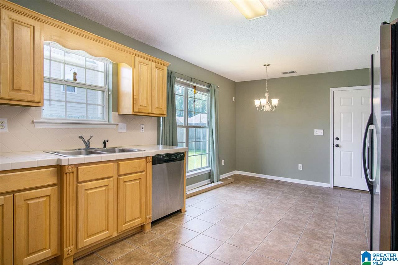 502 Cedar Grove Circle Alabaster, AL 35114 - Photo 8 of 21