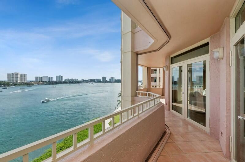 300 Southeast 5th Avenue, Unit 6010 Boca Raton, FL 33432 - Photo 19 of 34 Covered balcony