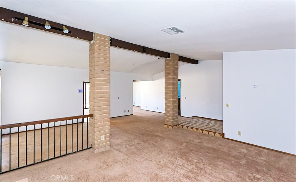 15490 Mondamon Road Apple Valley, CA 92307 - Photo 21 of 45