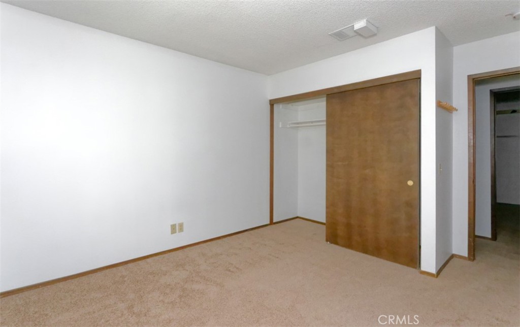 15490 Mondamon Road Apple Valley, CA 92307 - Photo 31 of 45