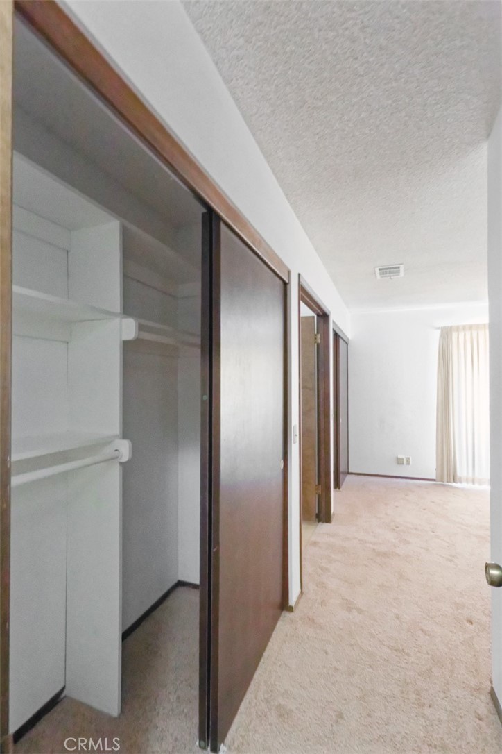 15490 Mondamon Road Apple Valley, CA 92307 - Photo 38 of 45