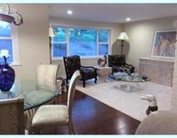 98 Devon Road Norwood, MA 02062 - Photo 9 of 20 Gallery Image 9