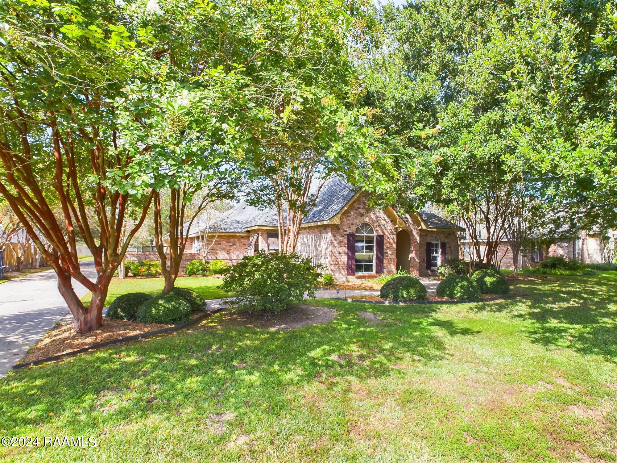 642 Bellevue Plantation Road Lafayette, LA 70503 - Photo 2 of 35 CAM02218G0-PR0067-STILL031