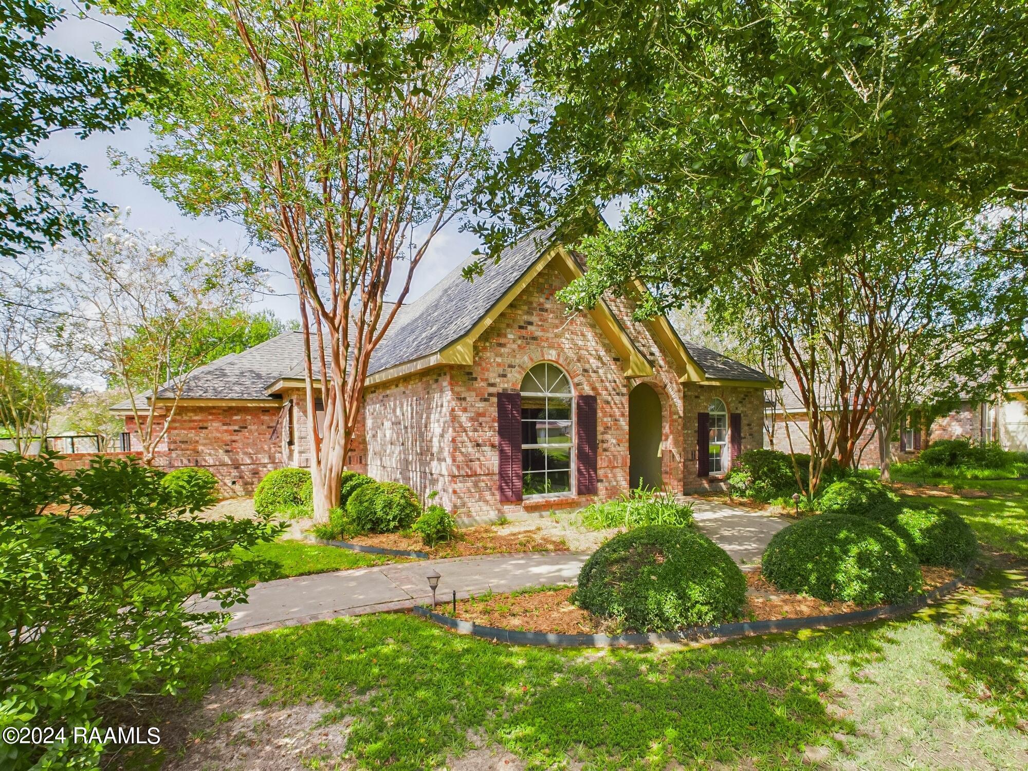 642 Bellevue Plantation Road Lafayette, LA 70503 - Photo 4 of 35 CAM02218G0-PR0067-STILL032
