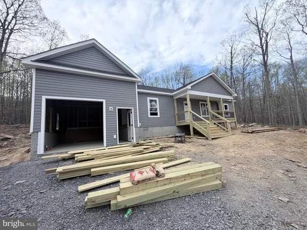 $350,000 | 411 Cardinal Drive, Winchester, VA 22602