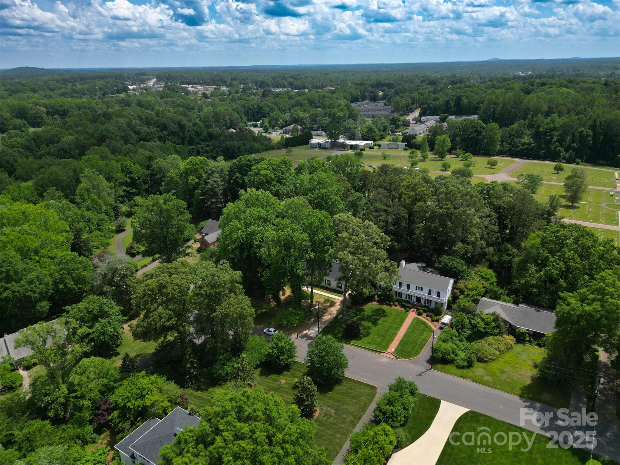 2601 Pinewood Road Gastonia, NC 28054 - Photo 4 of 16