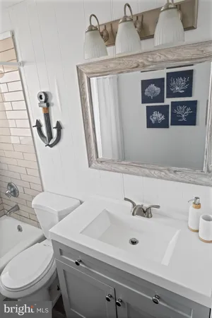 $329,900 | 170 Captains Quarters Road, Unit 201, Ocean City, MD 21842