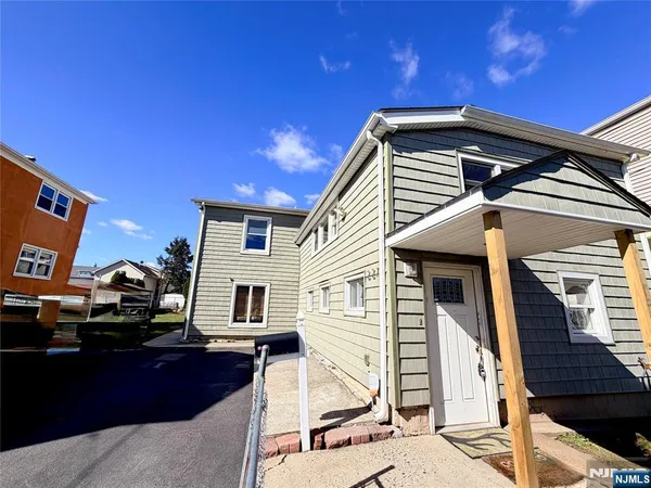 $3,750 | 227 Washington Avenue, Hackensack, NJ 07601