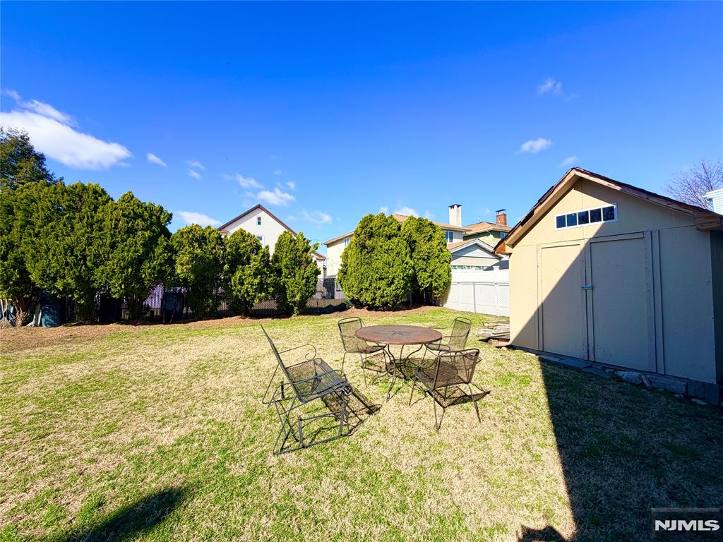 227 Washington Avenue Hackensack, NJ 07601 - Photo 31 of 33