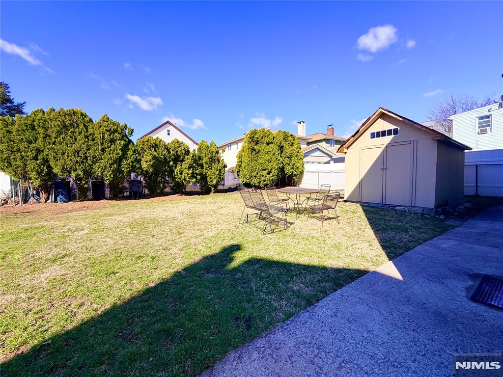 227 Washington Avenue Hackensack, NJ 07601 - Photo 33 of 33