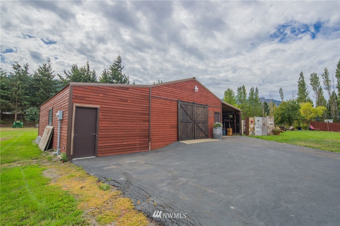 4780 Upper Peoh Point Road Cle Elum, WA 98922 - Photo 5 of 25 Gallery Image 5