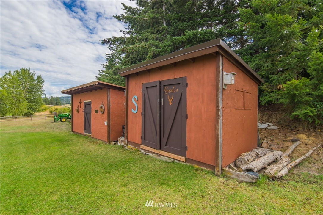 4780 Upper Peoh Point Road Cle Elum, WA 98922 - Photo 8 of 25 Gallery Image 8