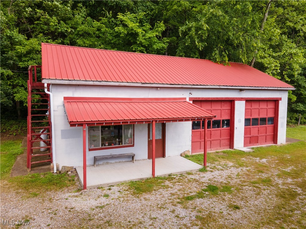 31647 Charleston Road Leon, WV 25123 - Photo 2 of 30