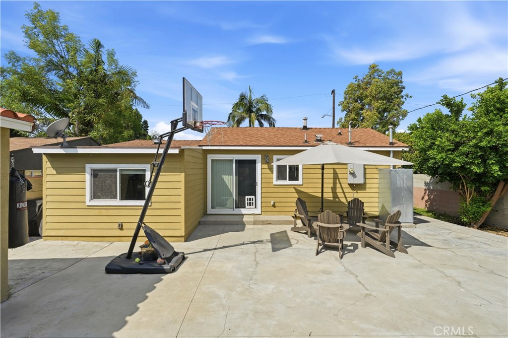 16436 Virginia Paramount, CA 90723 - Photo 19 of 26