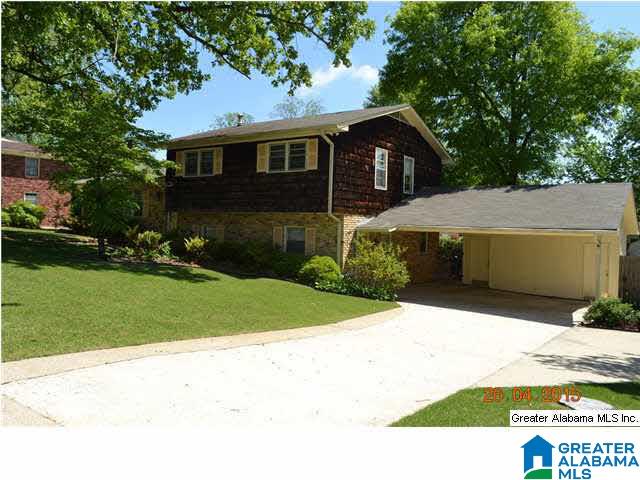 515 Rayburn Road Hoover, AL 35226 - Photo 2 of 31