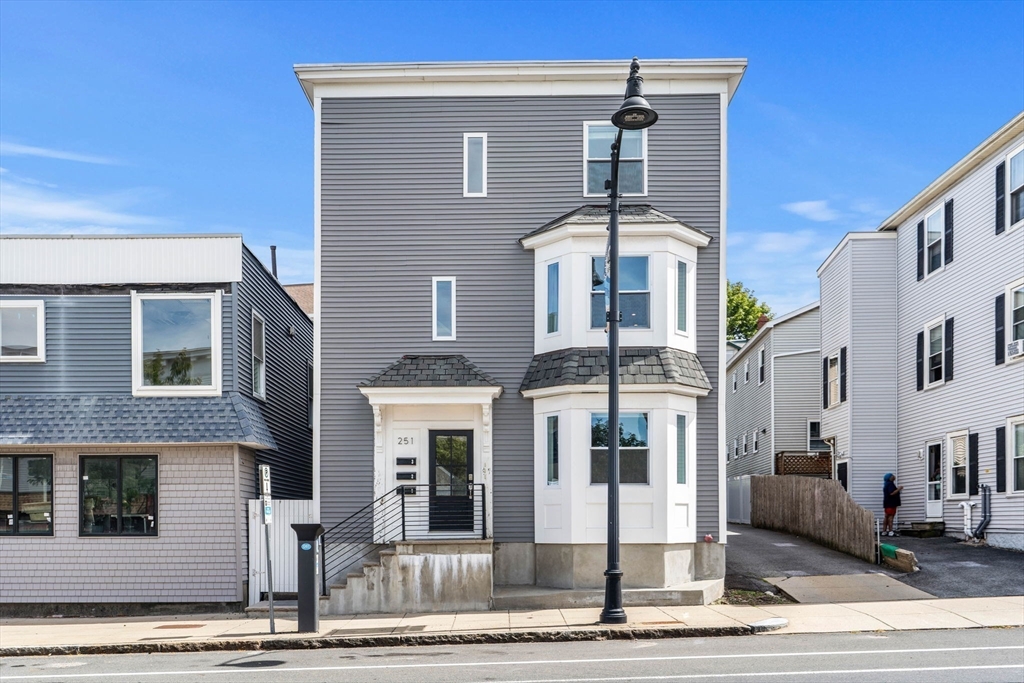 251 Rantoul Street, Unit 1 Beverly, MA 01915 - Photo 38 of 40 Gallery Image 38