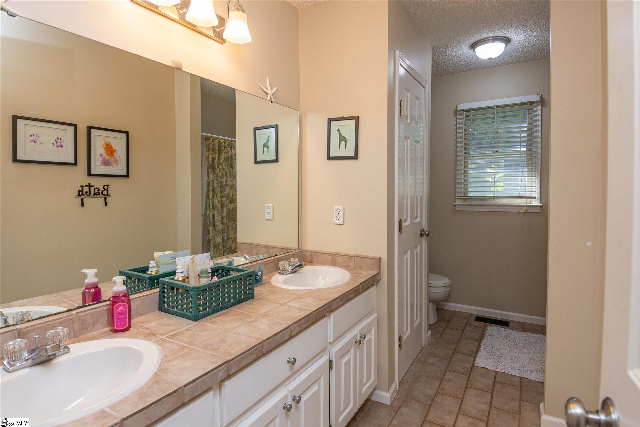 225 Hardwood Road Greenville, SC 29607 - Photo 16 of 16 Gallery Image 16