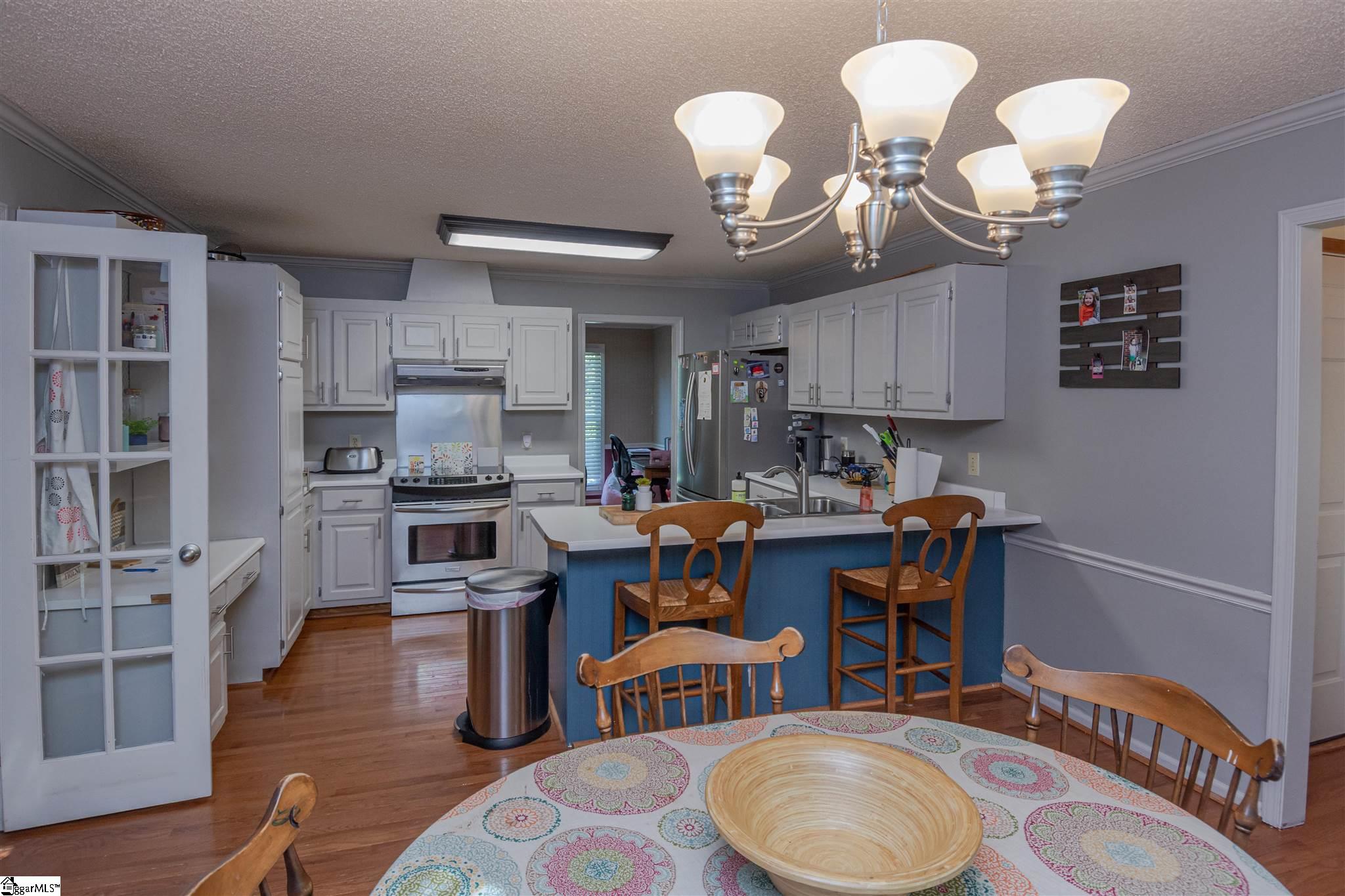 225 Hardwood Road Greenville, SC 29607 - Photo 6 of 16 Gallery Image 6