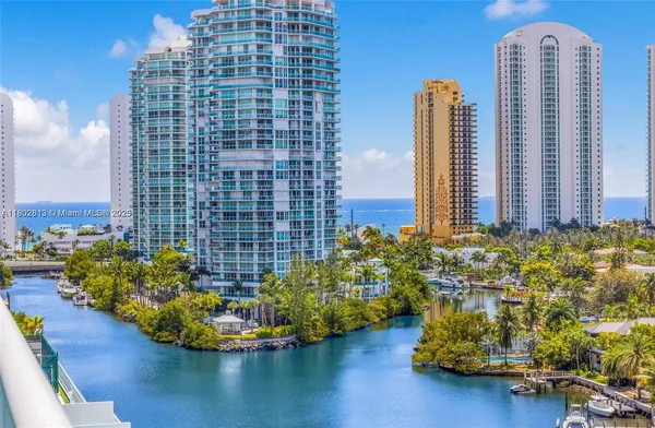 $6,200 | 400 Sunny Isle, Unit 1106, Sunny Isles Beach, FL 33160