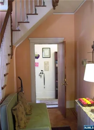 a view of livingroom with furniture