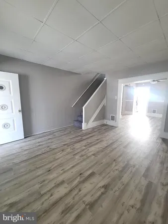 $1,950 | 602 Powell Street, Gloucester City, NJ 08030