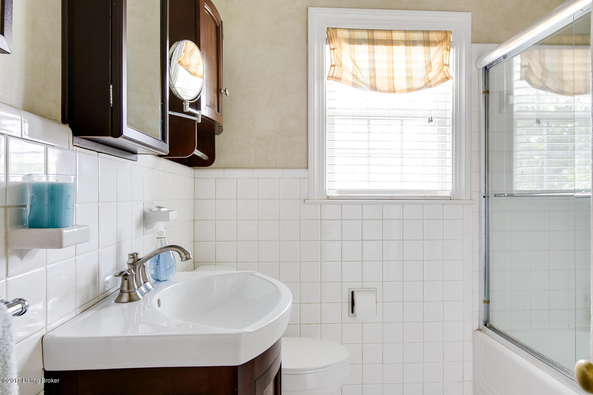 1710 Clayton Road Louisville, KY 40205 - Photo 22 of 36 1710 Clayton Rd-34