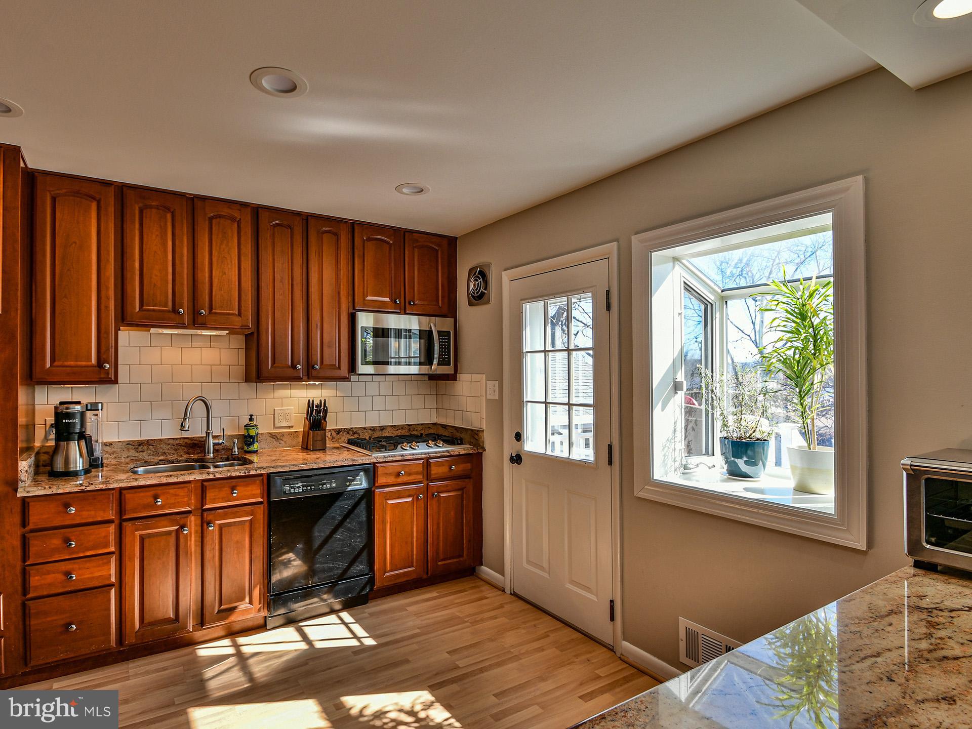 6621 Hunter Road Elkridge, MD 21075 - Photo 8 of 46 Gallery Image 8