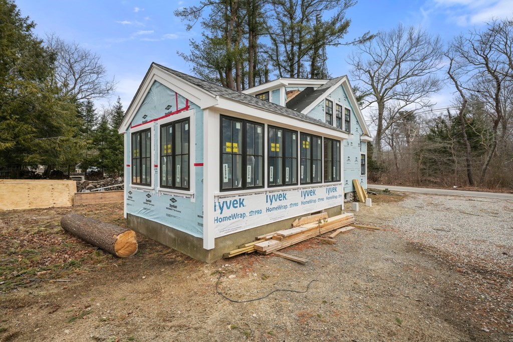 244 Spring Street Marshfield, MA 02050 - Photo 2 of 32 Gallery Image 2