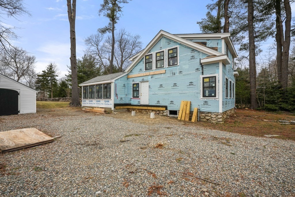 244 Spring Street Marshfield, MA 02050 - Photo 7 of 32 Gallery Image 7