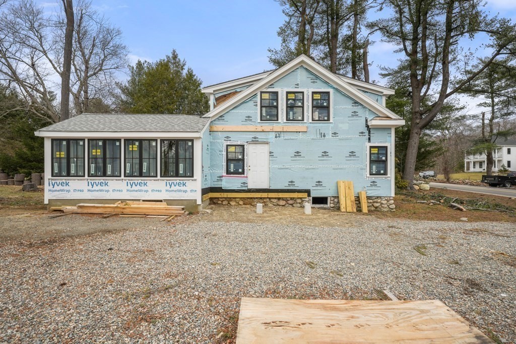 244 Spring Street Marshfield, MA 02050 - Photo 9 of 32 Gallery Image 9