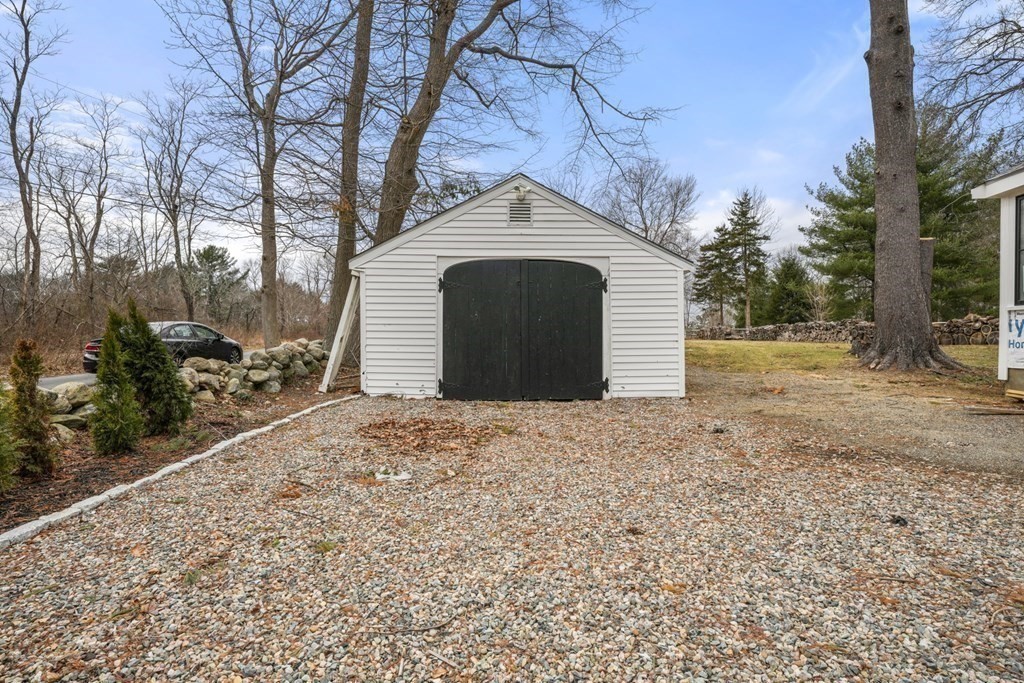 244 Spring Street Marshfield, MA 02050 - Photo 10 of 32 Gallery Image 10