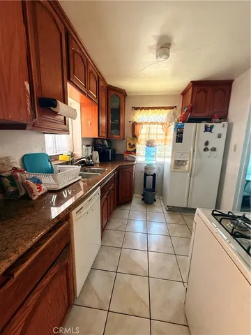 $689,000 | 2146 Golden Avenue, Long Beach, CA 90806