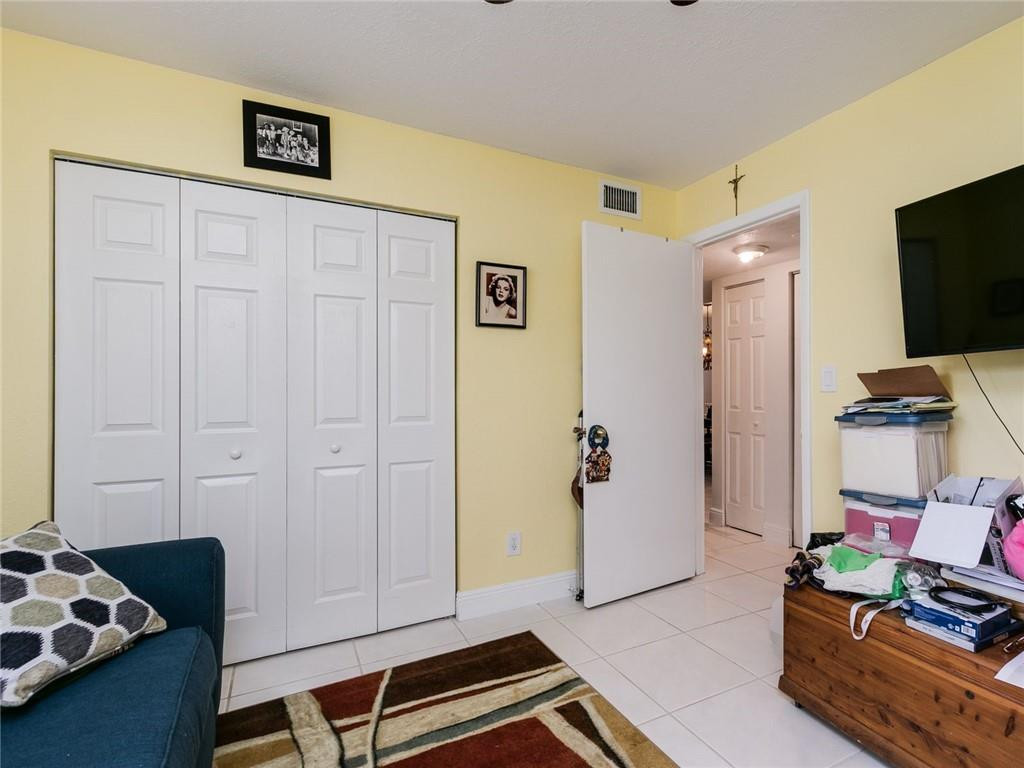 9569 West McNab Road, Unit 9569 Tamarac, FL 33321 - Photo 26 of 39 Second bedroom
