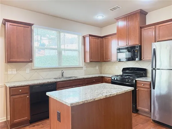 $2,300 | 3391 Sardis Bend Drive, Buford, GA 30519