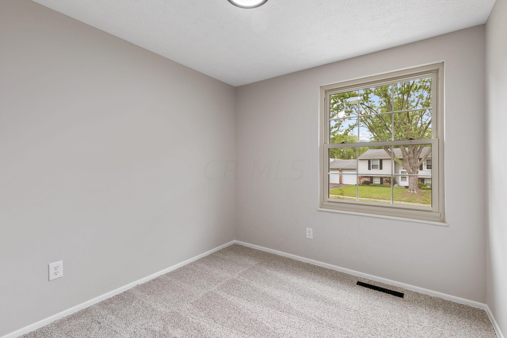 1639 Parkgate Road Columbus, OH 43229 - Photo 18 of 32 28-web-or-mls-2024-5-23 1639 Parkgate Rd