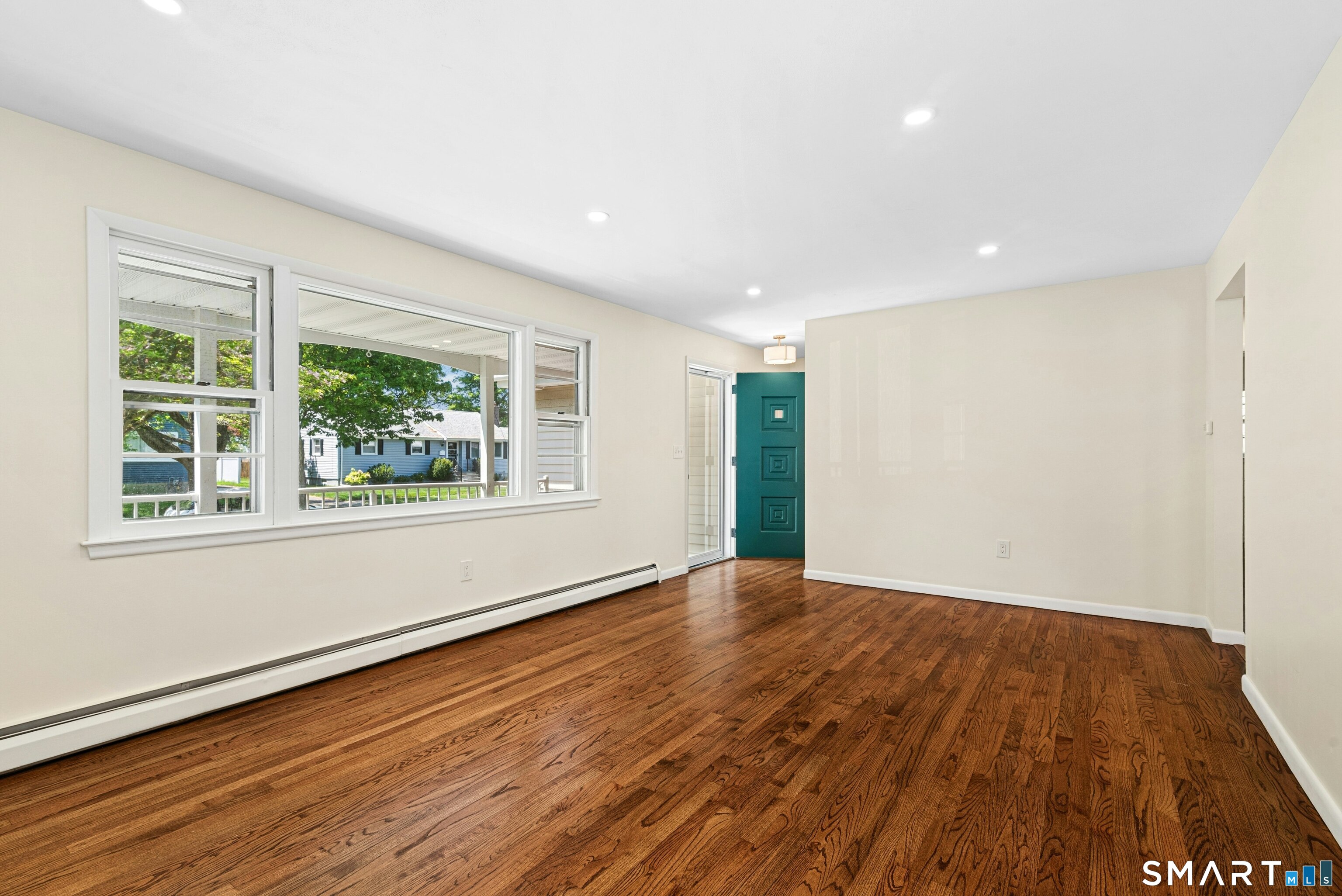 140 Spring Street Stratford, CT 06614 - Photo 7 of 28