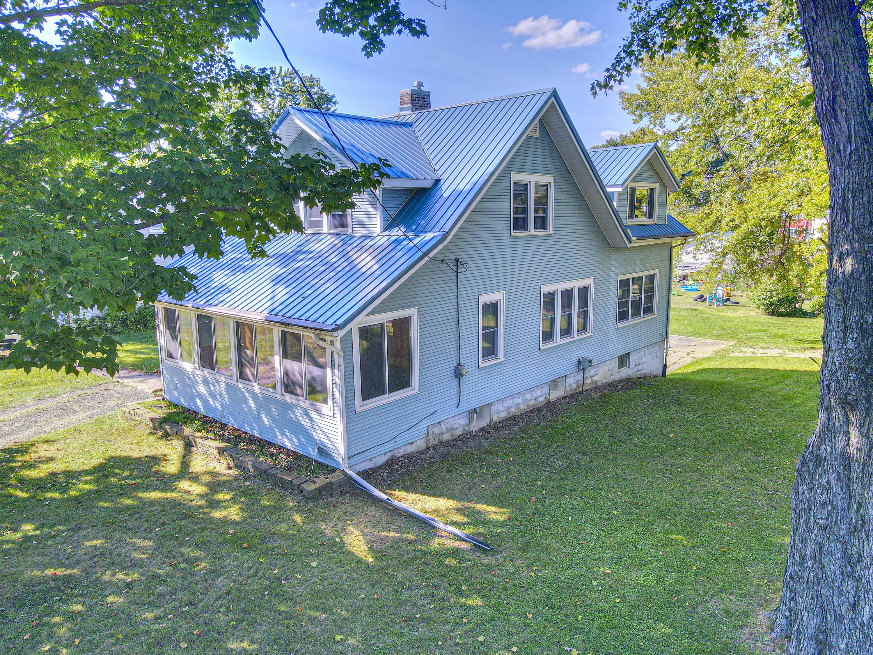 122 West High Street Rives Junction, MI 49277 - Photo 25 of 29 122 W High St in Rives 08
