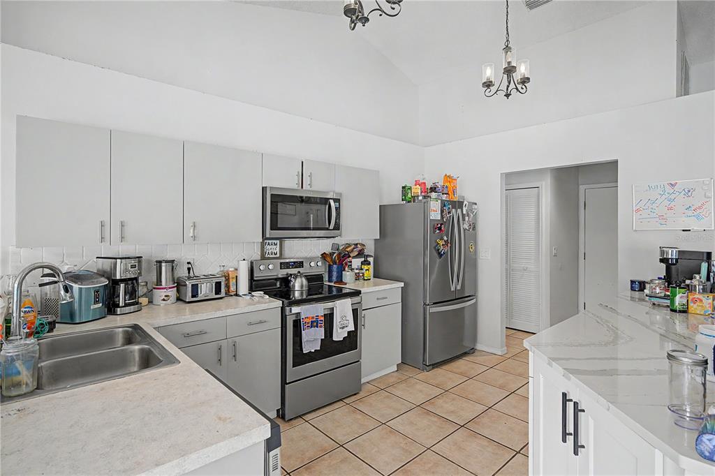 7201 Forestedge Court New Port Richey, FL 34655 - Photo 6 of 37