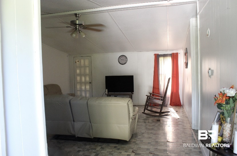 14112 Page Road Foley, AL 36535 - Photo 7 of 10 Living Room