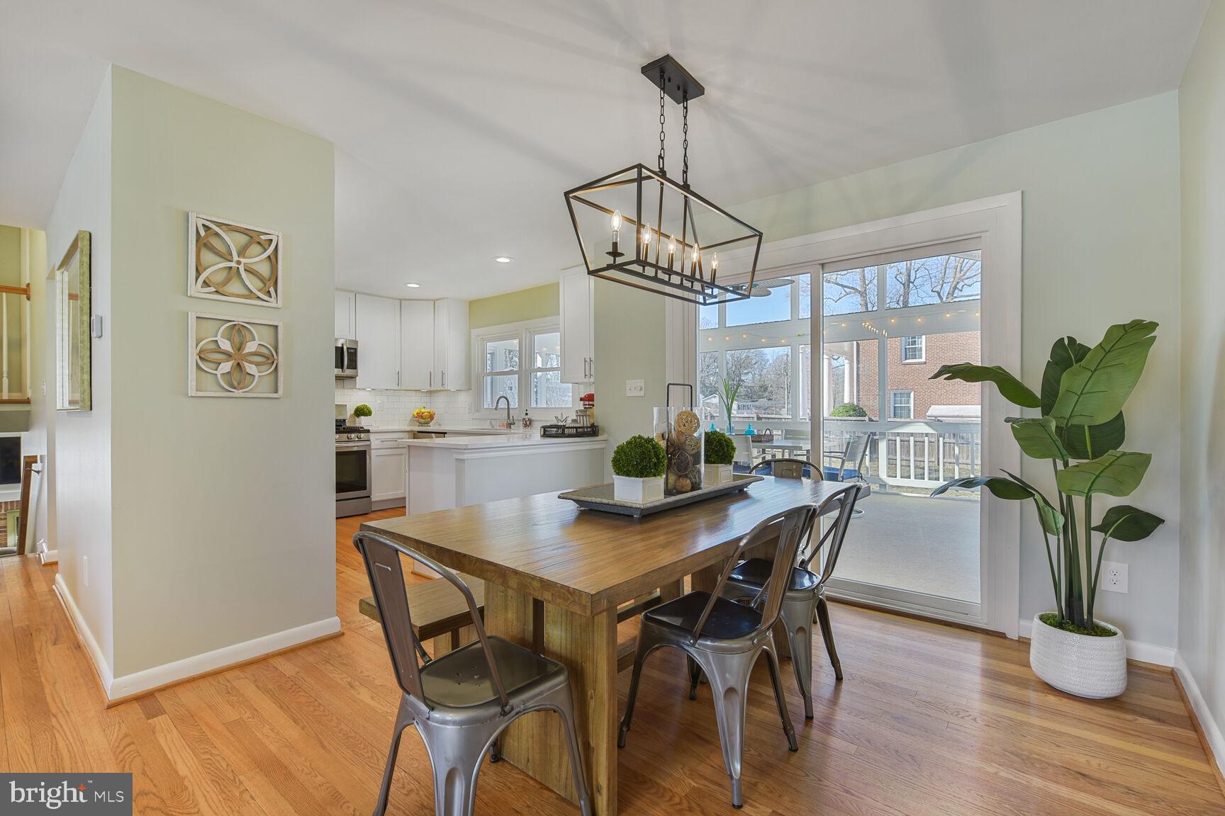 9904 Colony Road Fairfax, VA 22030 - Photo 8 of 36 Dining Room Flows onto Screened In Porch