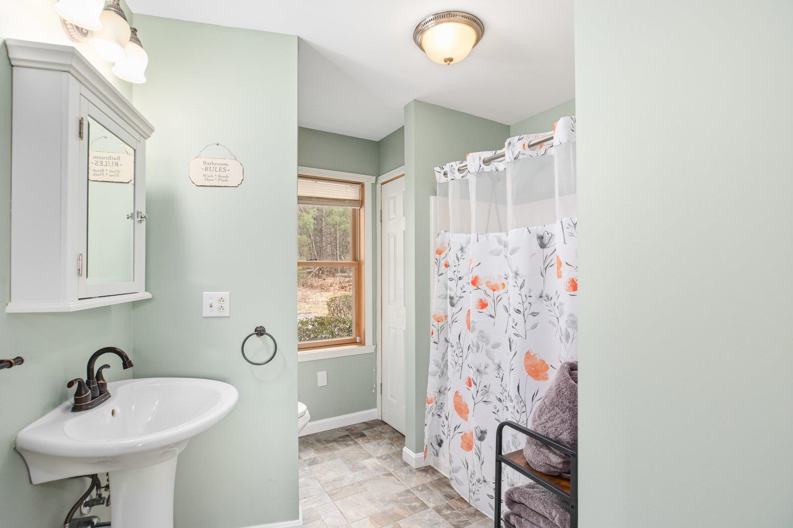 276 Old County Road North Deering, NH 03244 - Photo 14 of 45 Gallery Image 14
