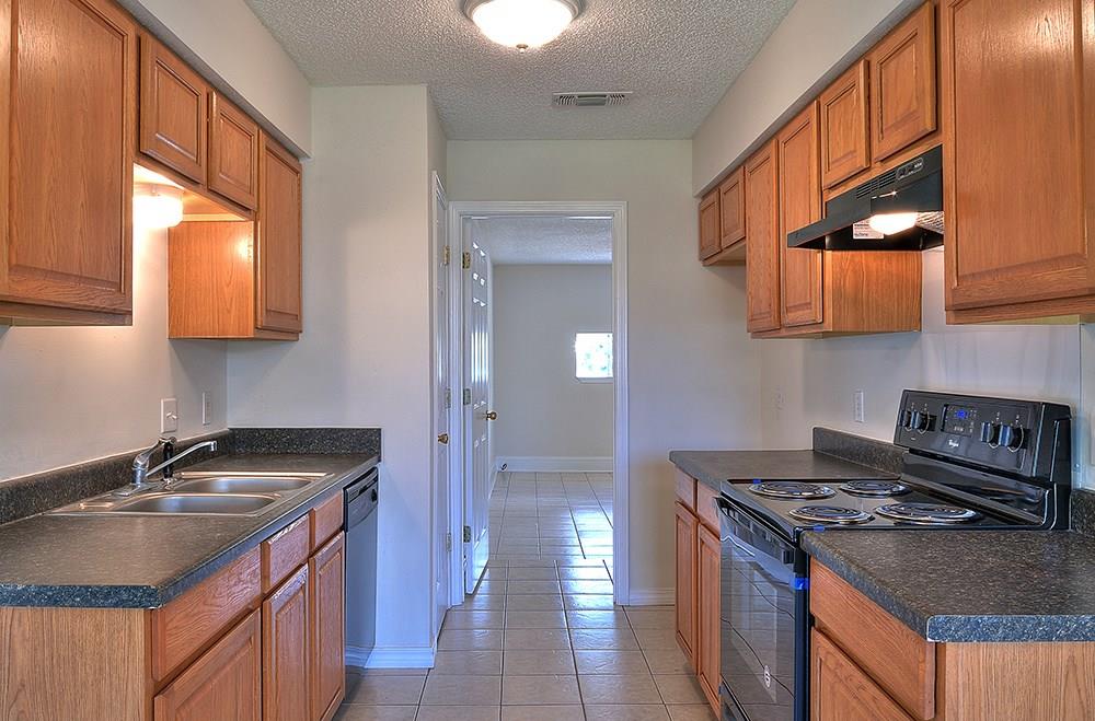 2016 Hempstead Drive Slidell, LA 70461 - Photo 5 of 12