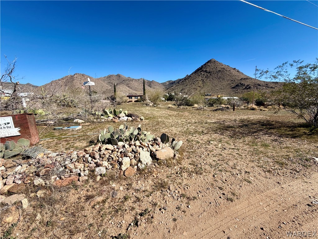 4360 Smoketree Road Golden Valley, AZ 86413 - Photo 17 of 20 View